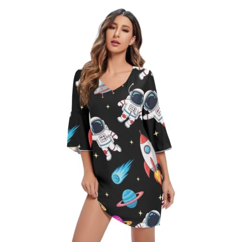 Robe noire imprimée hawaïenne au motif astronaute et col en V