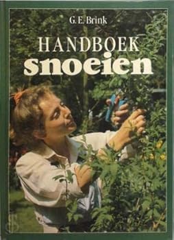 Paperback SNOEIEN HANDBOEK Book