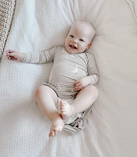 Image of GUNAMUNA Unisex Baby, Toddler Wearable Sleeping Bag Bamboo Rayon, Premium Duvet Sleep Sack, 0.5 TOG