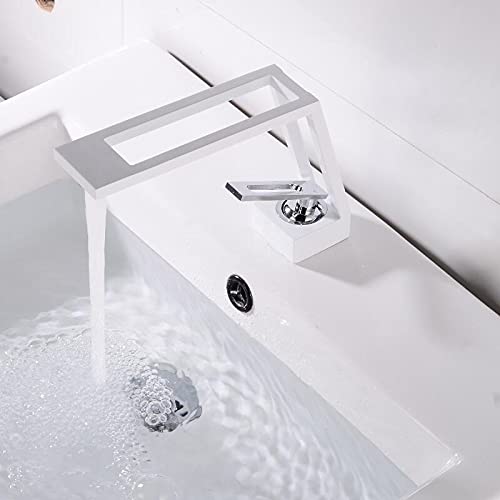 Robinet de lavabo de salle de bain en laiton doré mélangeur chaud froid