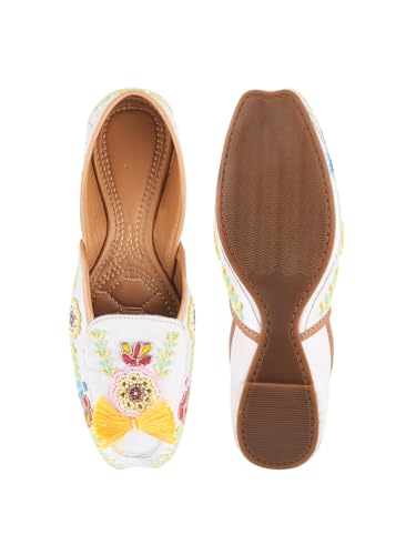 Image of SilverArrow Traditional Style, Modern Comfort Jutti Comfortable Flat Fancy Bellies for Womens and Girls