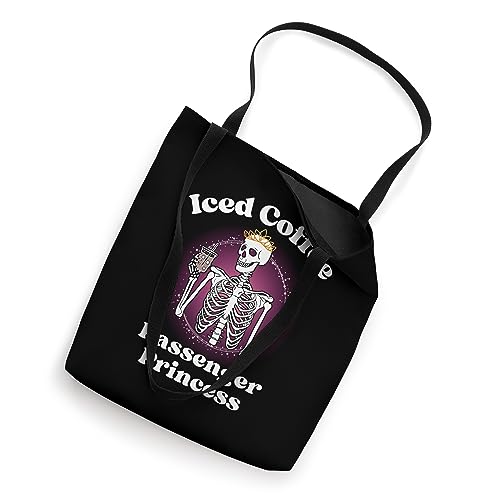 Bolso tote de estilo gótico con diseño de esqueleto y frase 'Iced Coffee Passenger Princess' para chica miniatura 2