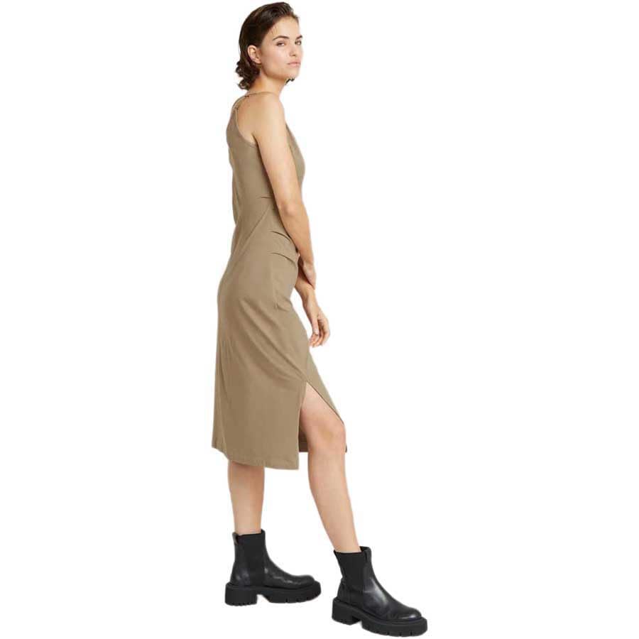 Spaghetti Strap Slit · D24573