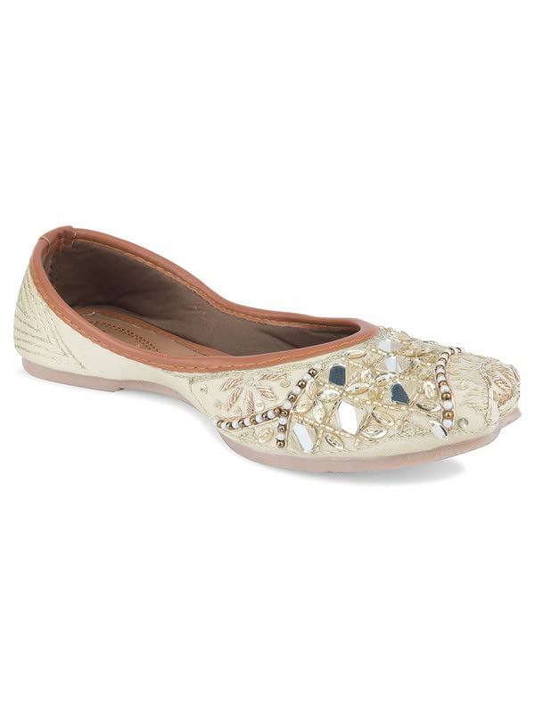 DESI COLOUR Women Ethnic Footwear Mojari/Punjabi Jutti- Heavy Handwork (White, Numeric_7)