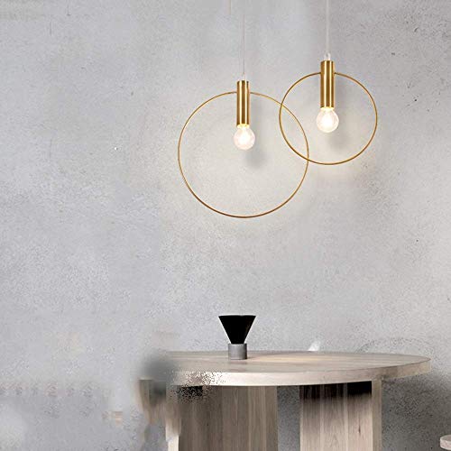 Petit lustre plafonnier en laiton chic pour illuminer un restaurant - 7