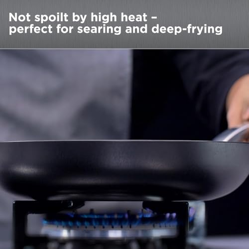 Image of Hawkins 26 cm Futura Slim Cast Iron Frying Pan | Induction & Gas Safe | Lighter to Handle | for Eggs & Everyday Frying | with Lid | Black (IMF26G)|Induction and Gas Stove Compatible