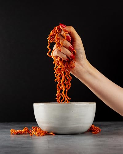 Nissin Geki Chili Infused Asian Noodles, Fiery Hot Chicken Flavor, 3.17 Ounce (Pack of 12)