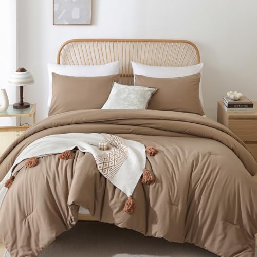 Image of ROSGONIA King Size Comforter Set Dark Khaki, 3pcs King Comforter Set(1 Khaki Comforter & 2 Pillowcases) All Season Lightweight Bedspread Blanket Quilt