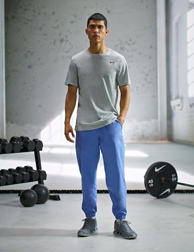 Image of Nike Men's Form Dri-FIT Tapered Versatile Pants