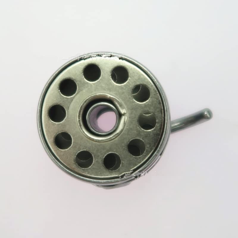 1pc Silver Metal Sewing Machine Bobbin Case Sewing Machine Accessories Bobbin Case For Old Style Sewing Machine with 5pcs Bobbin