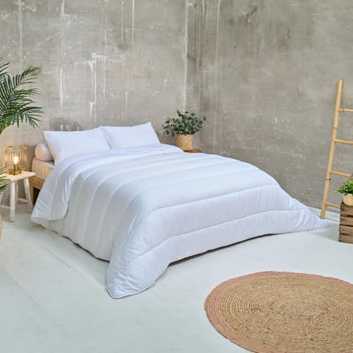Bleu Calin Couette Très chaude Hiver 450g/m², pour Lit 1 personne, Enveloppe Douce Microfibre, Fabriquée en France, 140x200 cm