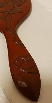 Amazon.co.jp: 鎌倉彫専門店安斎／手鏡 花柄 彫刻 伝統工芸品 KAMAKURA