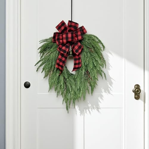 Couronne de Noël extérieur en simili-aiguilles de pin pour sublimer le porche et l'entrée en hiver - 4