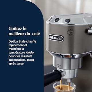 De’Longhi Dedica Style-Perfetto Machine à Expresso Compacte, Mousseur de Lait Manuel pour Expresso et Cappuccino,Compatible Dosettes ESE,Panneau de Commande à Boutons,Largeur 15cm,Titane (EC685.TB)