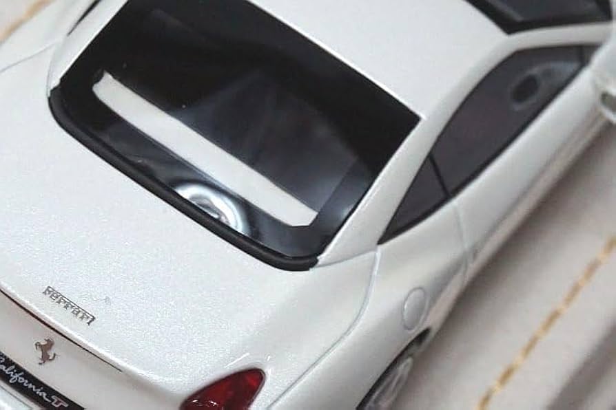 MRコレクションモデル　1/43 フェラーリ　カリフォルニア　ホワイト Amazon | MR コレクション 1/43 FERRARI フェラーリ