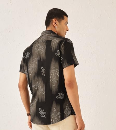 Image of Majestic Man Men's Slim Fit Pure Cotton Printed Casual Shirt - Short Sleeve | Premium Breathable Fabric | Modern Geometric Design