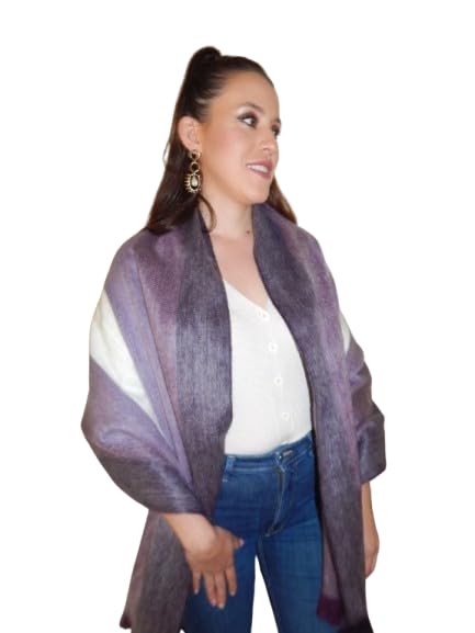 Handmade Ecuadorean Alpaca Wool Shawls (Purple)