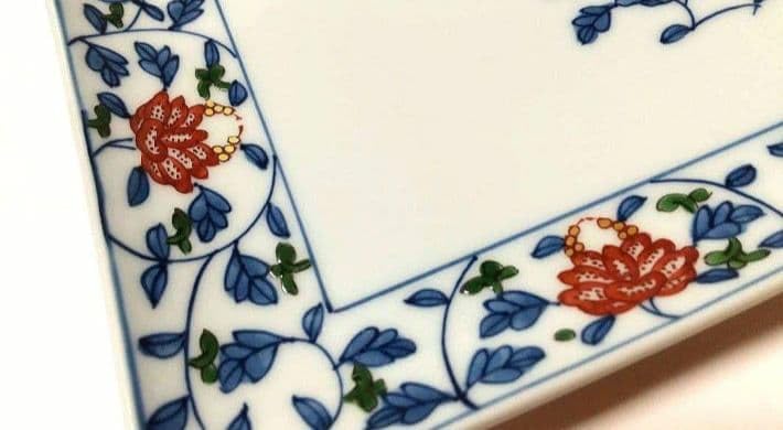 ② 源右衛門窯 染錦 牡丹唐草 長皿 平皿 2客組 Amazon.co.jp: 源右衛門窯 染錦 牡丹唐草 長方形 長皿 : ホーム＆キッチン
