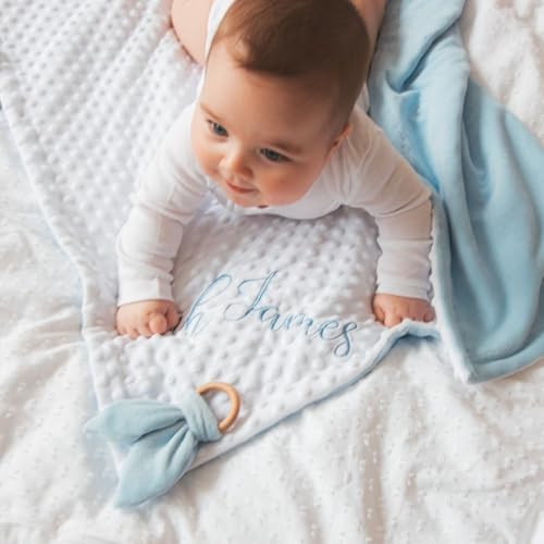 Couverture personnalisée bébé : le cadeau de naissance idéal avec nom brodé