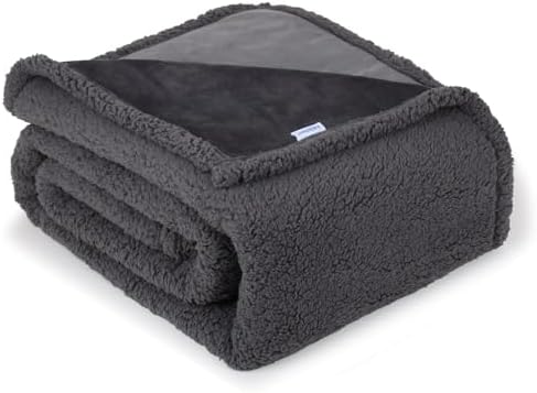 Waterproof Dog Blanket for Medium Dogs - Reversible Washable Pet Blanket, Soft Sherpa Fleece Furniture Protector, Cat Throw Bed Couch, Grey, 30