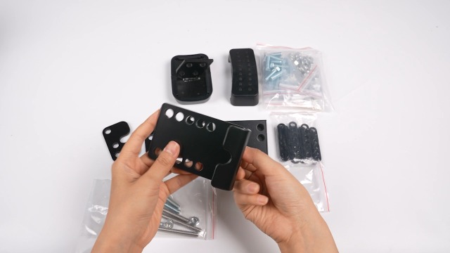 Amazon.com: Universal Gas and Brake Pedal Extenders for Cars, Anti