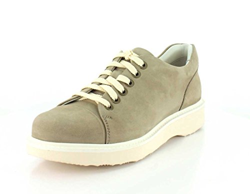 Samuel Hubbard Hubbard Fast for Her Taupe 9.5 Medium