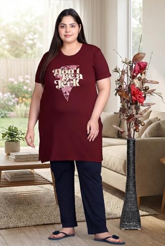 Image of In Love Women's Plus Size Printed Cotton Long-Line T-Shirt with Pocket