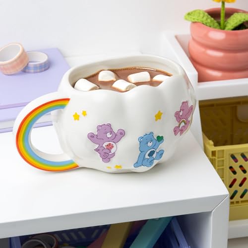 Paladone   Taza con forma de nube de los Osos Amorosos y asa de arcoíris, de cerámica de 450 ml con licencia oficial para bebidas calientes, artículos de colección para fans de la cultura pop retro