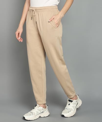 Image of Alan Jones Clothing Women's Regular Fit Mid Rise Fleece Jogger Regular Pants Winterwear