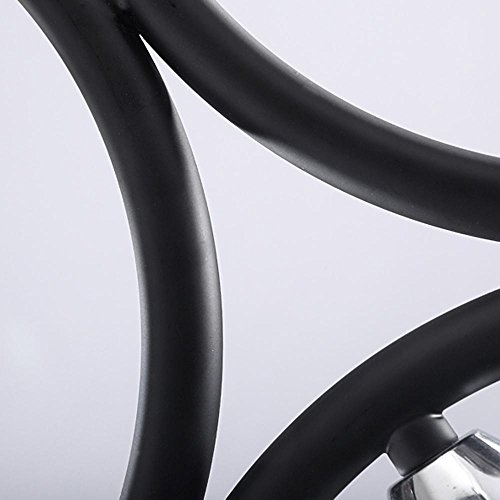 Suspension design noire réglable pour corriger un manque de lumière