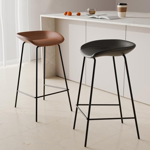 Moderna silla de bar curvada de 65 cm de altura, taburete de metal con respaldo bajo, taburete de hierro con reposapiés, ideal para isla de cocina o comedor (unidad individual)