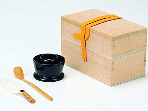 Amazon.co.jp: 【茶道具】 茶掃箱セット (上:革紐) *茶上合*小羽箒 Amazon.co.jp: 【茶道具】 茶掃箱セット (上:革紐) *茶上合*小羽箒