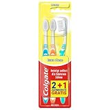 Las cerdas onduladas con altura variable eliminan la placa incluso en las filas de dientes irregulares.