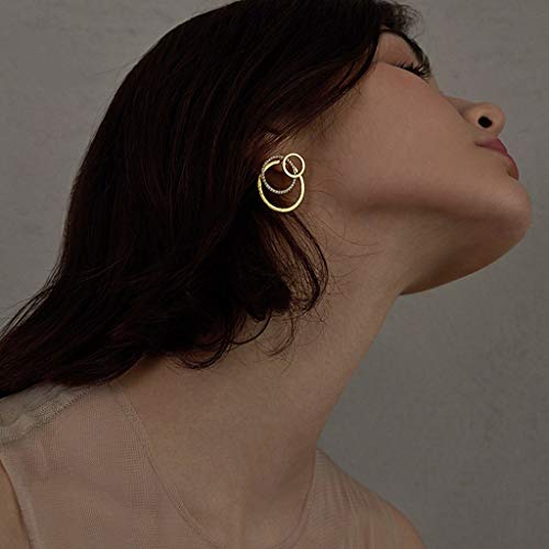 Boucles d'oreilles asymétriques légères anti-inconfort style garanti