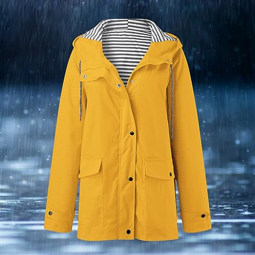 Sudadera con capucha de mujer con protección contra la lluvia 2