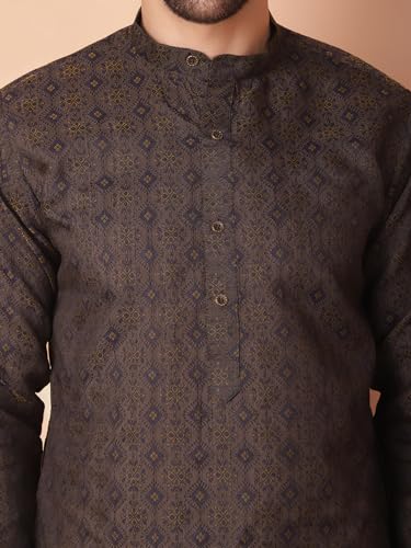 Image of Jompers Silk Men's Regular Fit Woven Design Kurtas