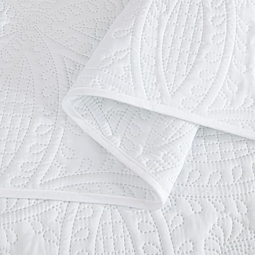 Image of Chezmoi Collection Austin 3-piece Oversized Bedspread Coverlet Set (Queen, White)