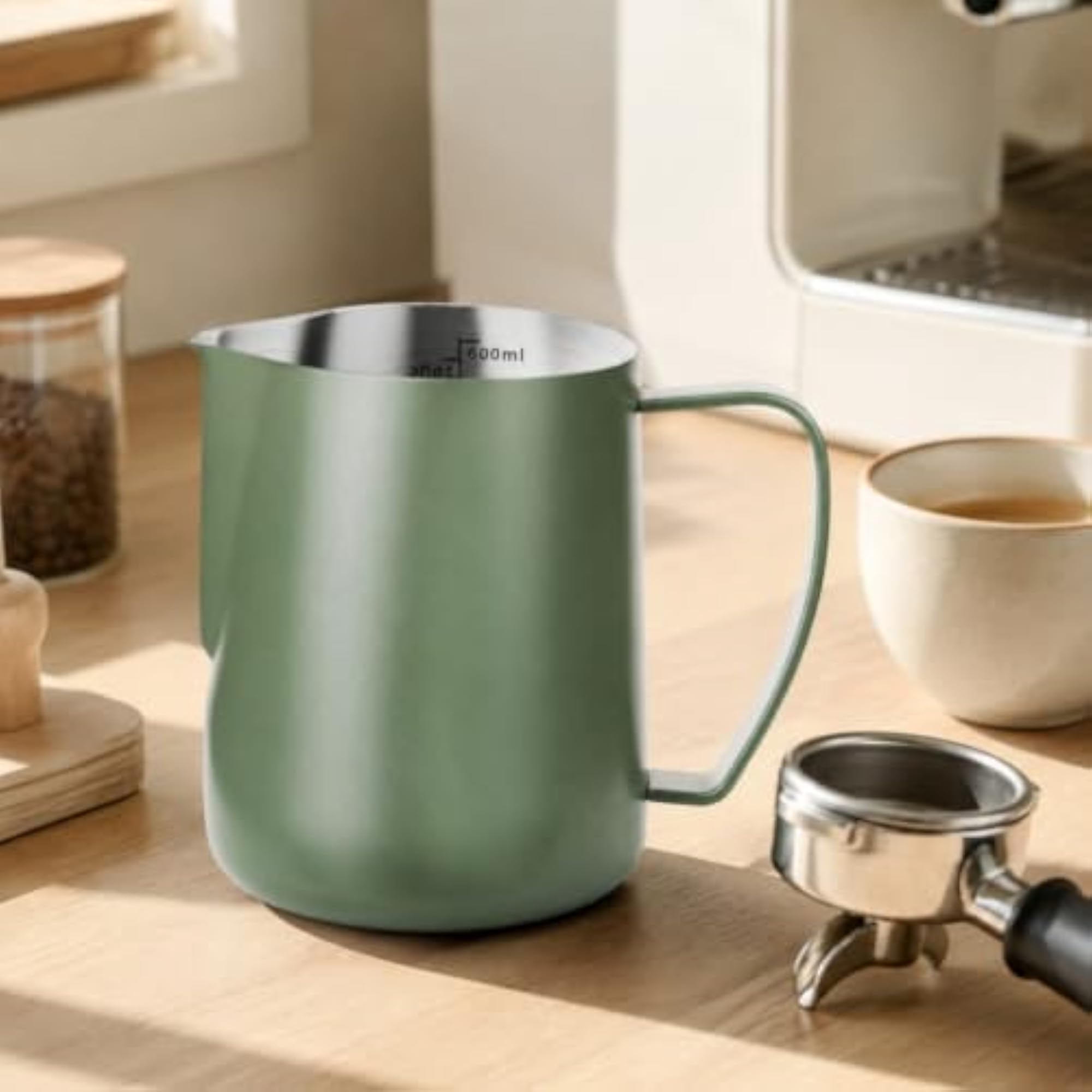 Ergonomic Handle Stainless Steel Milk Frothing Pitcher