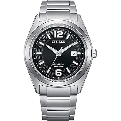 Citizen Orologio Analogo Eco-Drive Uomini con Cinturino in Titanio
