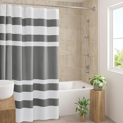 Madison Park SPA - Cortina de Ducha (Tejido gofrado a Rayas para Cuarto de baño, con gestión de la Humedad, Scotchgard 3M, Calidad SPA, Moderna, estándar, 182,9 x 182,9 cm, Color Antracita