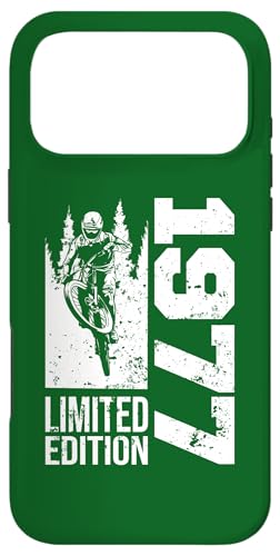 MTB ] }EeoCN re[W 1977 N܂̒a] X}zP[X iPhone 17 Pro Max p