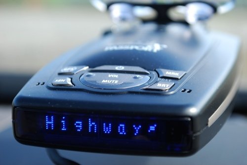 ESCORT 9500ix PASSPORT レーダー探知機　USA アメリカ製 Amazon.com: Escort Passport 9500IX Radar/Laser Detector