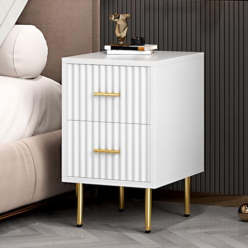 Petite table de chevet de chambre blanche pour optimiser un espace de lit étroit