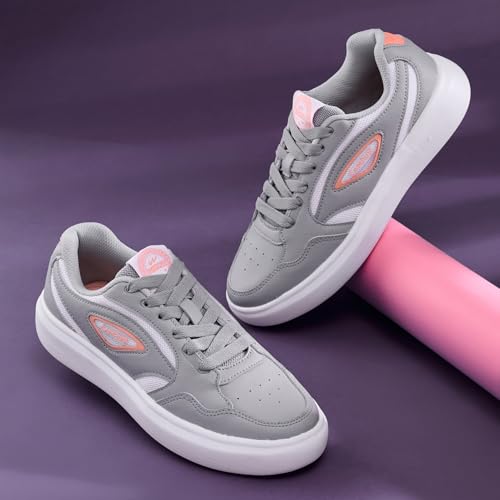 Image of Campus Women's Mighty Sneakers