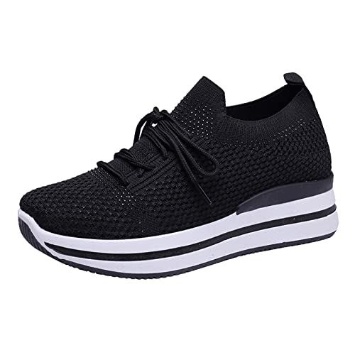 Basket femme de gym et quotidien : des sneakers à lacets souples contre les pieds échauffés