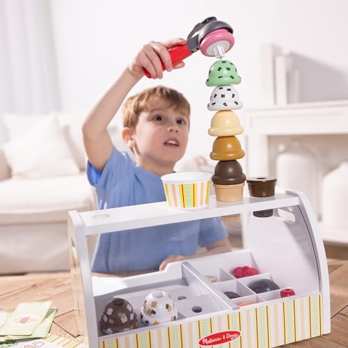Miniatura 6 de MELISSA & DOUG - Puesto de Helados Madera 28 Piezas: Heladería con 8 Bolas de Helado, Conos y Más - Juguetes Niños 3 Años, Regalo Niño 3 Años, Accesorios Cocinita Infantil