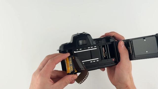 Amazon.com : Nikon N6006 / F-601 35MM SLR Film Camera with Nikon