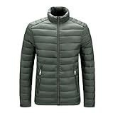 【Veste matelassée coupe-vent pour hommes】 Vous offre un maximum de confort, empêche le vent de pénétrer dans votre corps. Les poignets élastiqués ont un effet coupe-vent pour vous garder au chaud. Deux poches latérales avec fermeture éclair, suffisamment profondes pour ranger votre article.