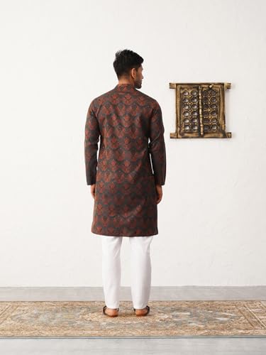 Image of Jompers Men's Silk Blend Straight Fit Straight Kurta Pyjama Set.