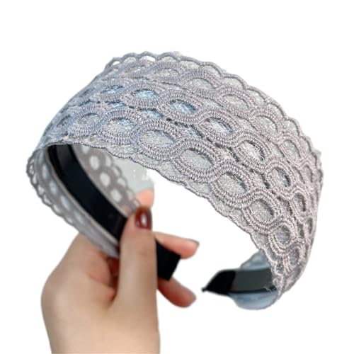 Diadema de encaje gris ideal para estilizar el pelo corto en la oficina